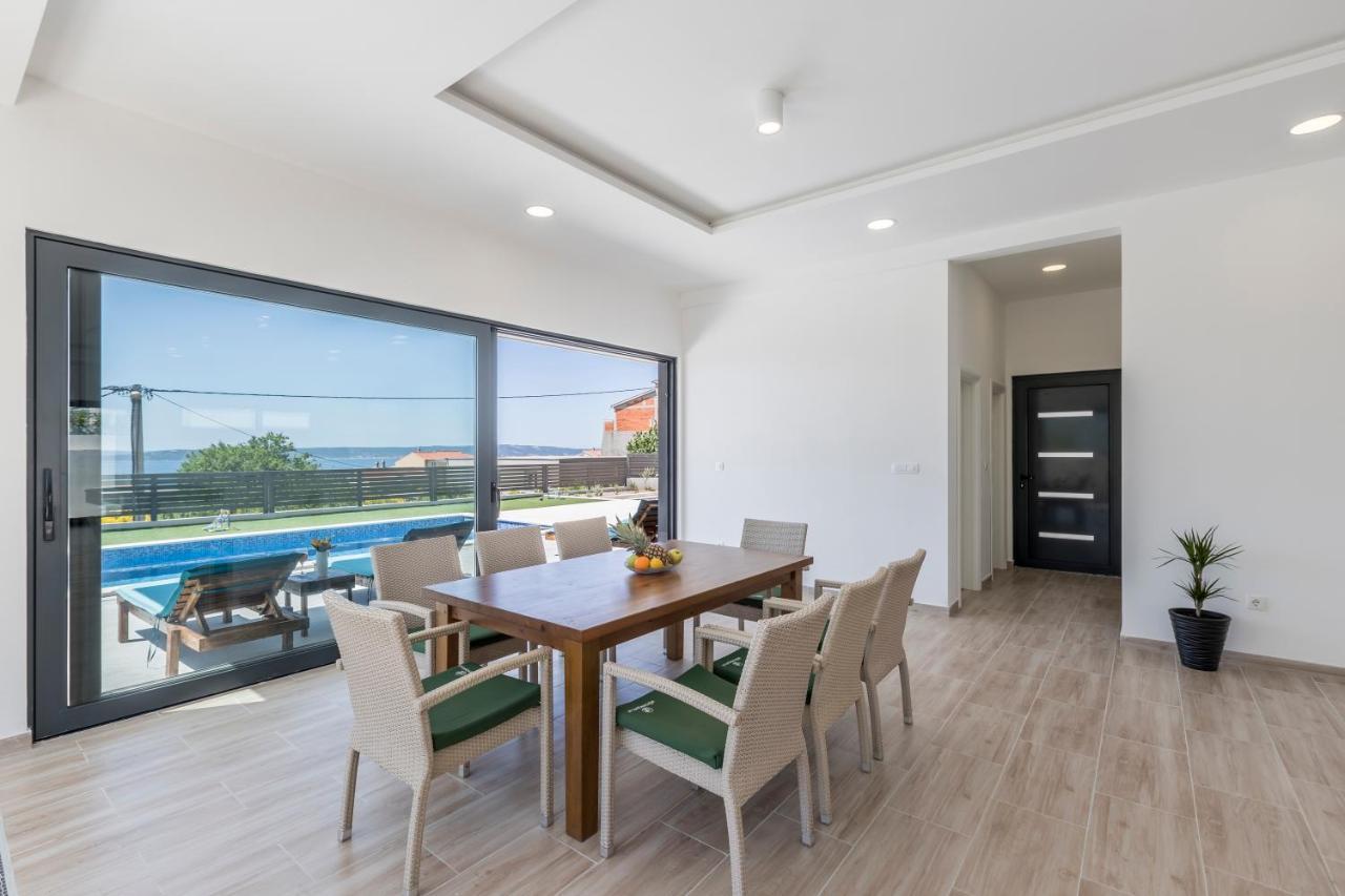 Luxury Villa La Nonna Ana - Heated Pool, Sea View, Near Split Каштела Екстер'єр фото