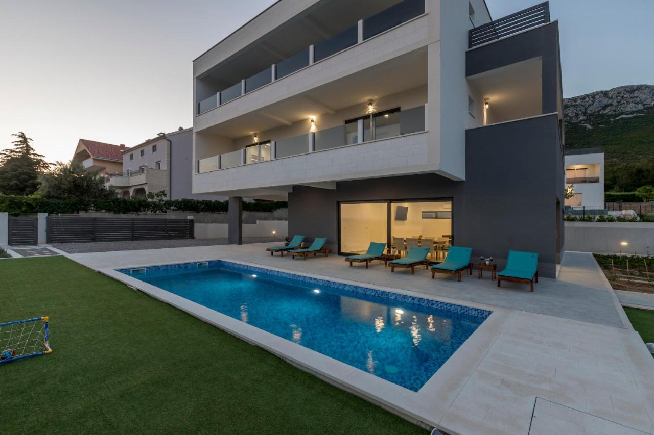 Luxury Villa La Nonna Ana - Heated Pool, Sea View, Near Split Каштела Екстер'єр фото