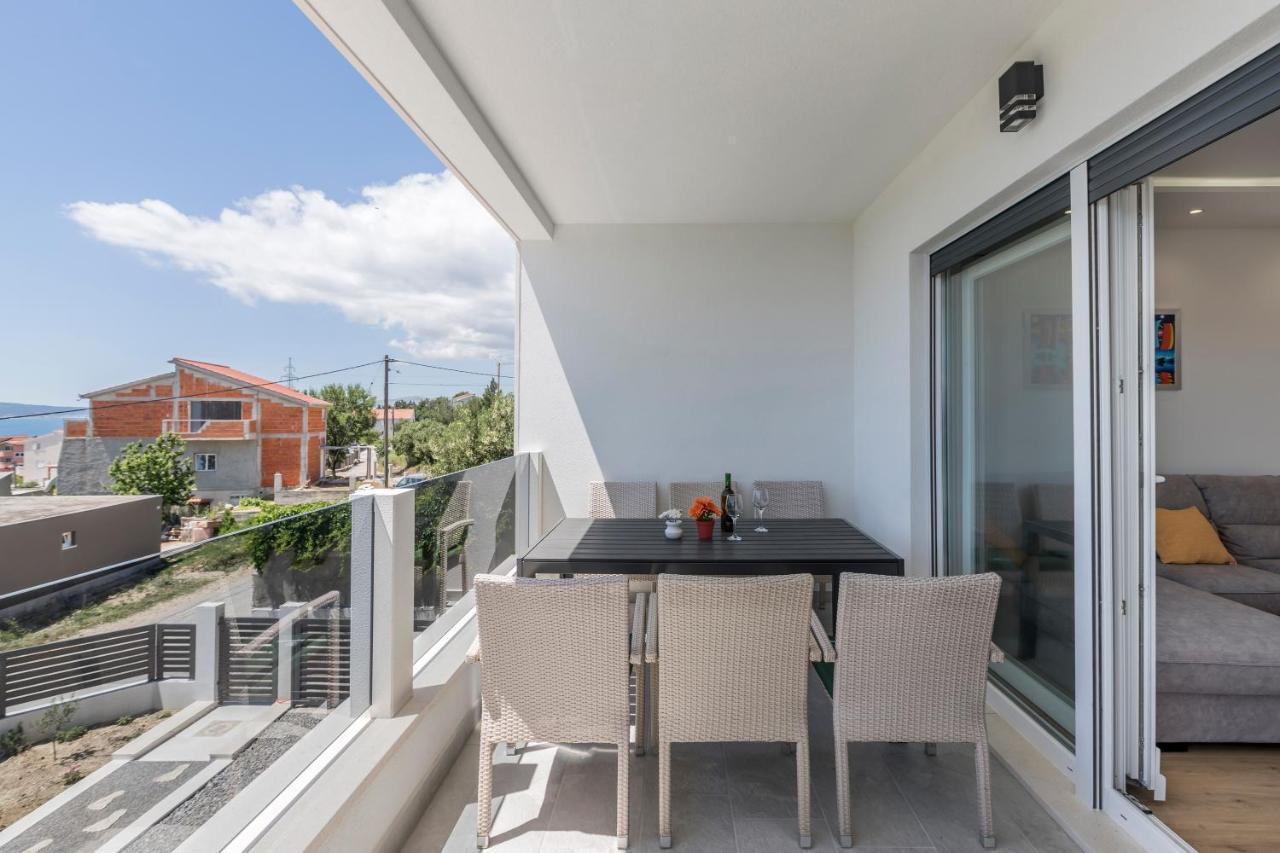 Luxury Villa La Nonna Ana - Heated Pool, Sea View, Near Split Каштела Екстер'єр фото