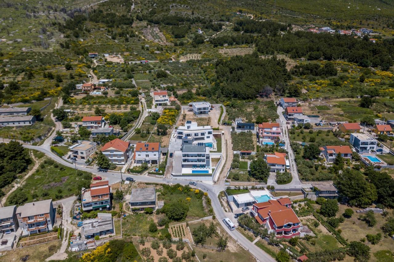 Luxury Villa La Nonna Ana - Heated Pool, Sea View, Near Split Каштела Екстер'єр фото