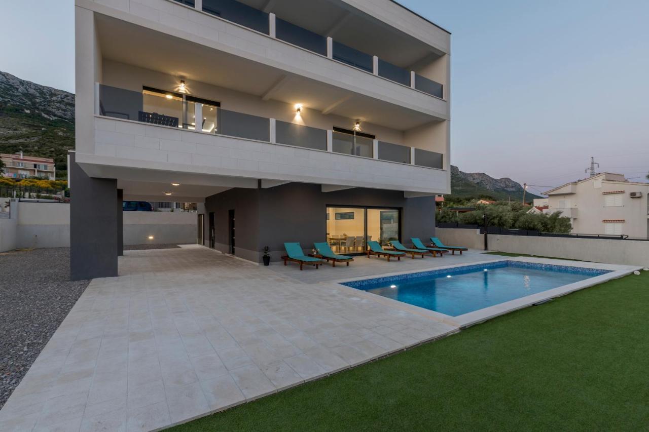 Luxury Villa La Nonna Ana - Heated Pool, Sea View, Near Split Каштела Екстер'єр фото